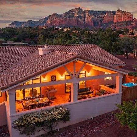 5 Bed 3 Bath Uptown Sedona-Game Room-Sauna-Cold Plunge-Jacuzzi-Gym Exterior foto