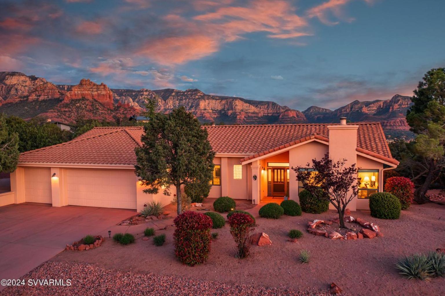5 Bed 3 Bath Uptown Sedona-Game Room-Sauna-Cold Plunge-Jacuzzi-Gym Exterior foto