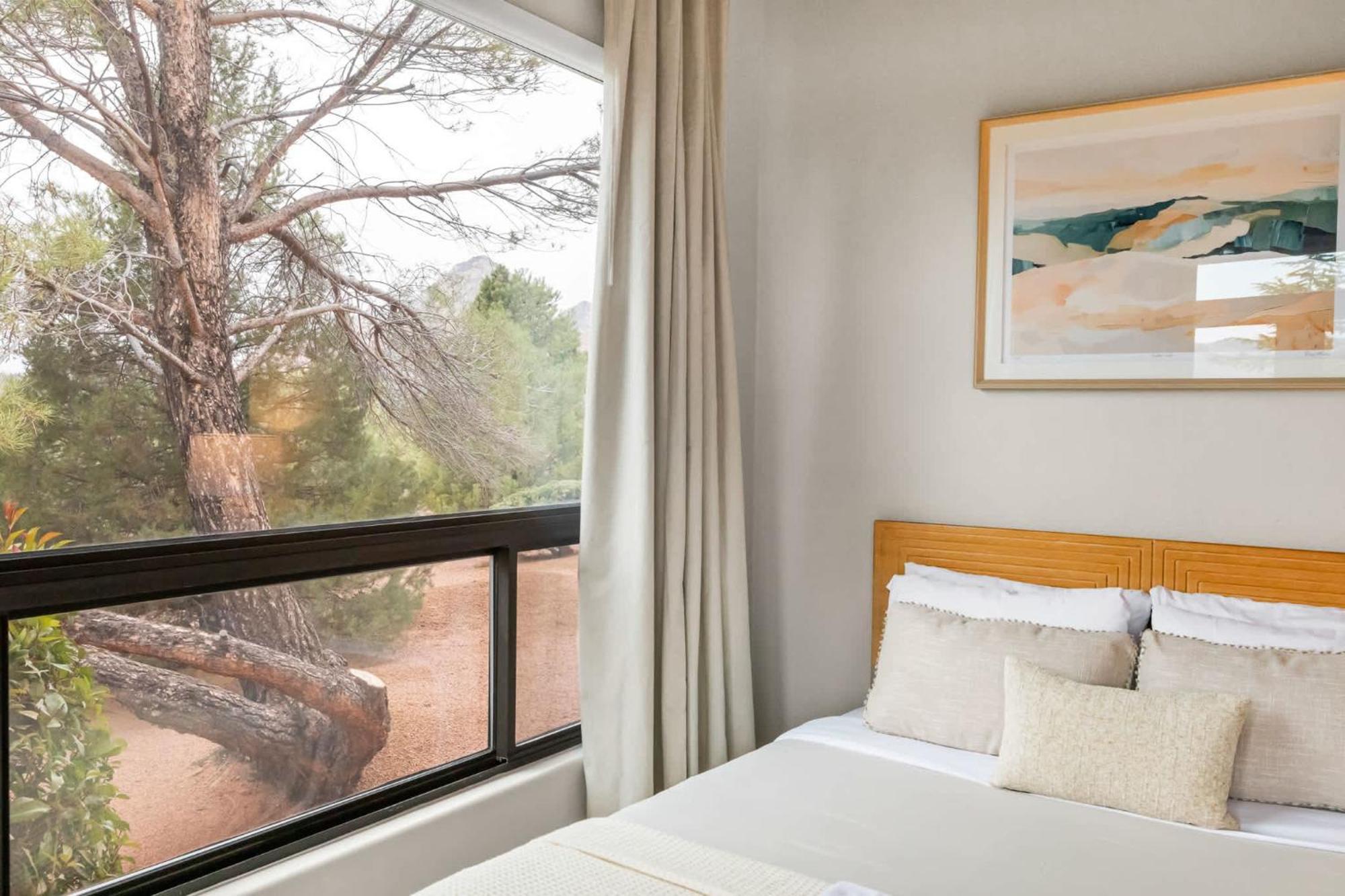 5 Bed 3 Bath Uptown Sedona-Game Room-Sauna-Cold Plunge-Jacuzzi-Gym Exterior foto